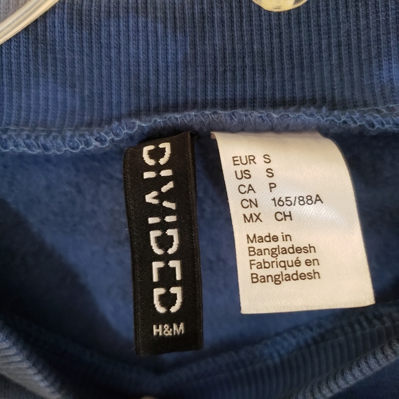 Divided H&M Love Peace Cropped Tie Dye Sweatshirt - Picture 3 of 5